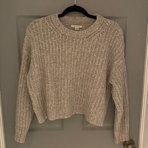 3 for $40 
American Eagle cropped sweater size S